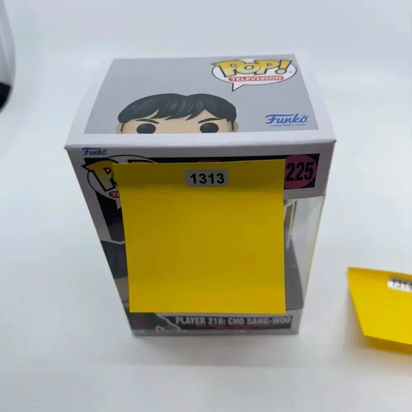 NEW Funko POP! Television Netflix Round 6 Player 218: Cho Sang-Woo #1225 Green - Picture 3 of 7